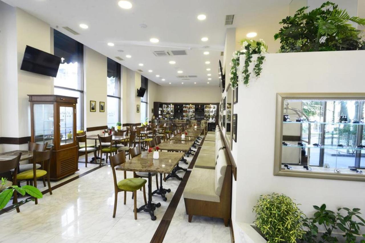 Central Comfort Place L Тбілісі Екстер'єр фото